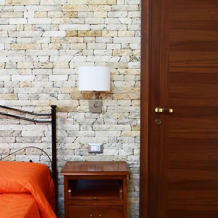 Antico Casale Benali Bed & Breakfast Syracuse Bagian luar foto