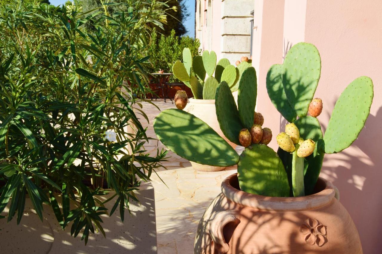 Antico Casale Benali Bed & Breakfast Syracuse Bagian luar foto