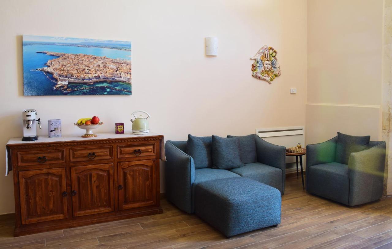 Antico Casale Benali Bed & Breakfast Syracuse Bagian luar foto