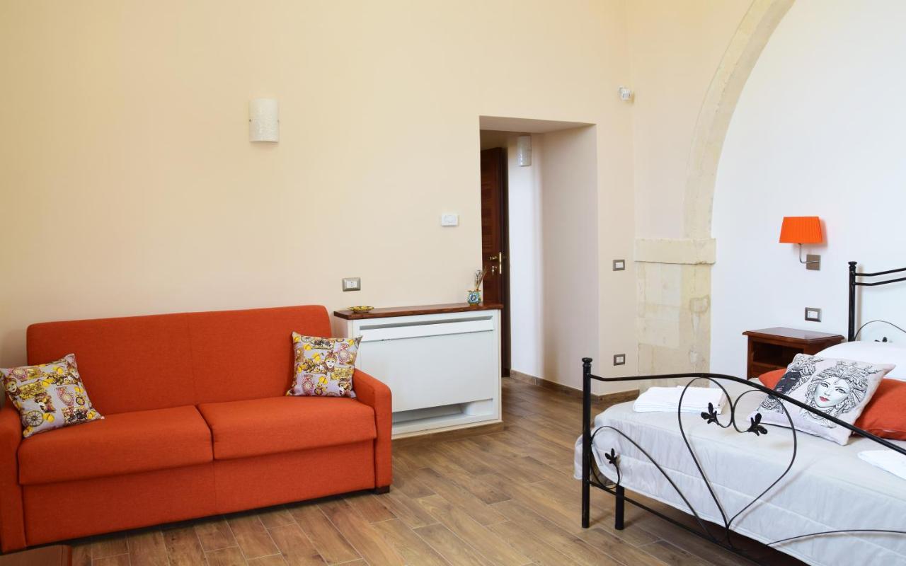 Antico Casale Benali Bed & Breakfast Syracuse Bagian luar foto