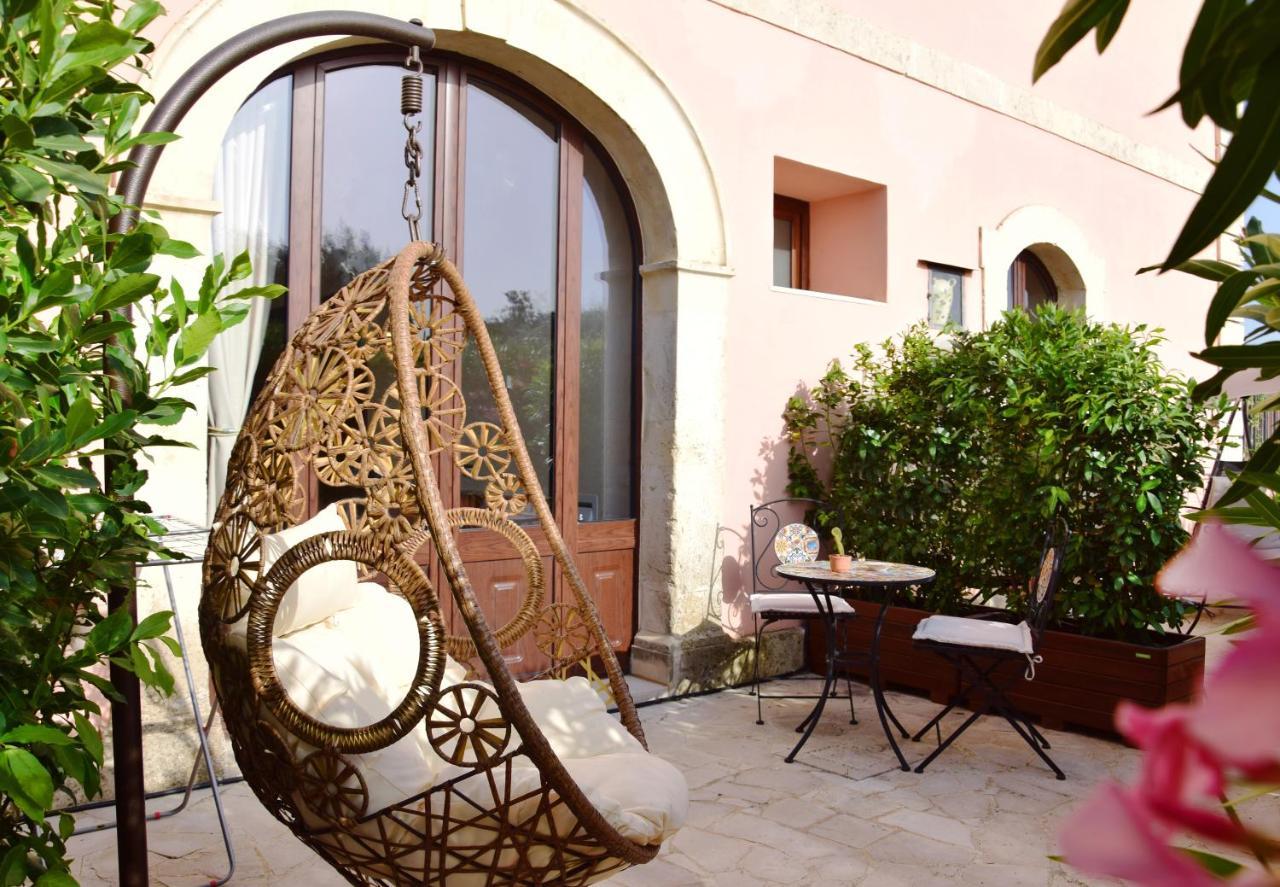 Antico Casale Benali Bed & Breakfast Syracuse Bagian luar foto