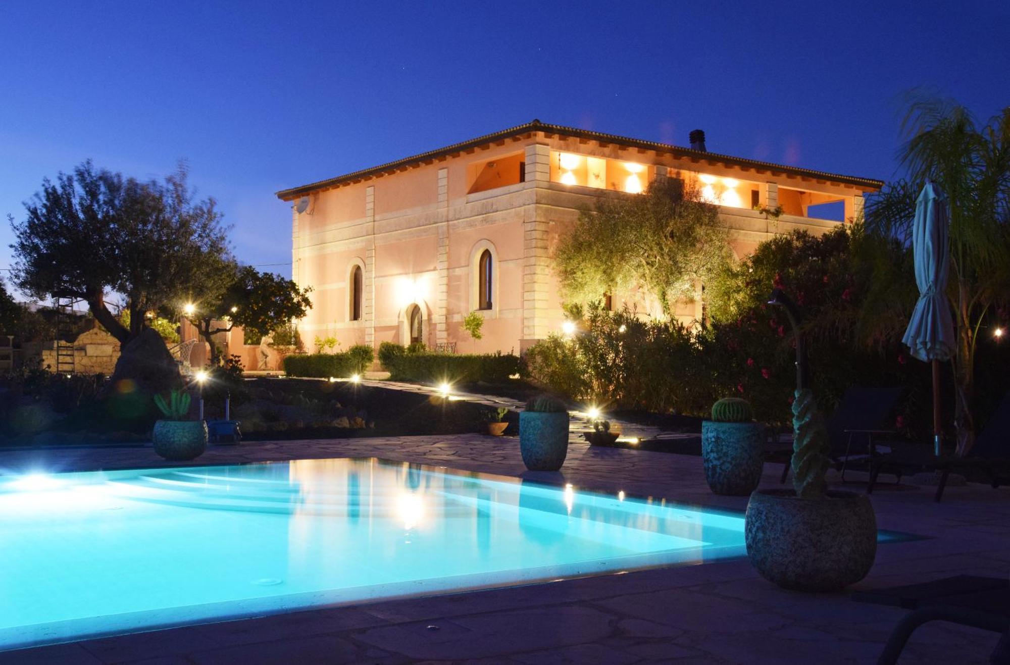 Antico Casale Benali Bed & Breakfast Syracuse Bagian luar foto